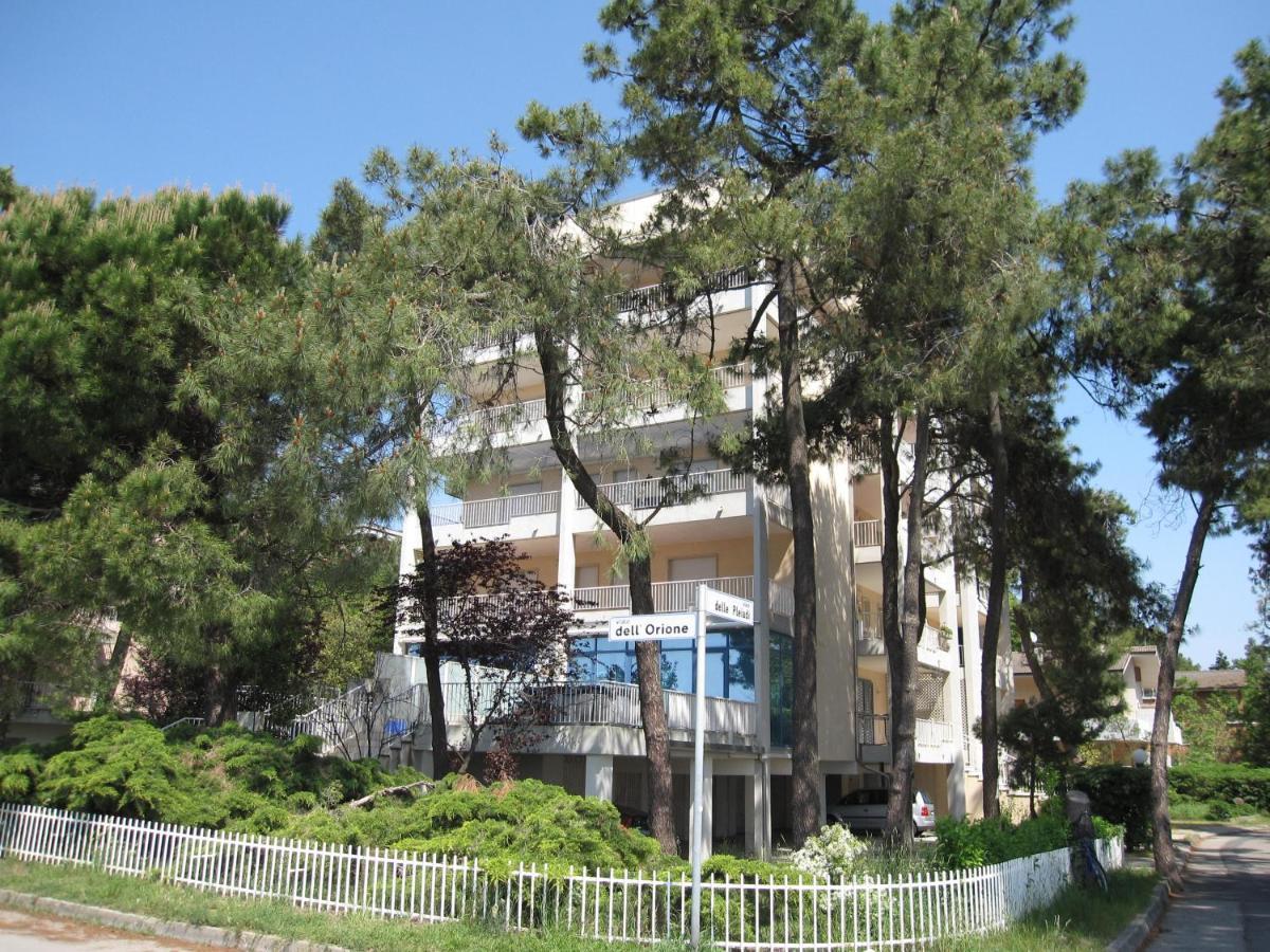 Appartamento Ariston Grado Exteriör bild